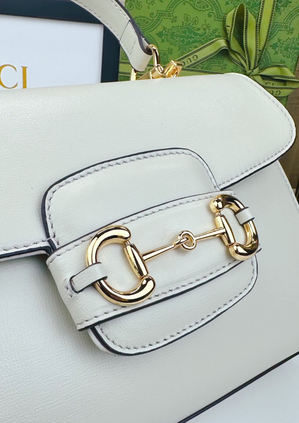 激安グッチバッグコピー角部分ディテール